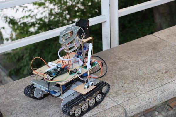 Self-Navigating Robot (EE Proj.)